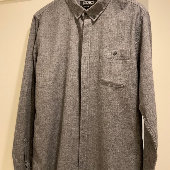 Shirt - Picture 1 of 2